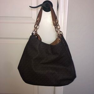 Michael Kors large Lillie shoulder bag.